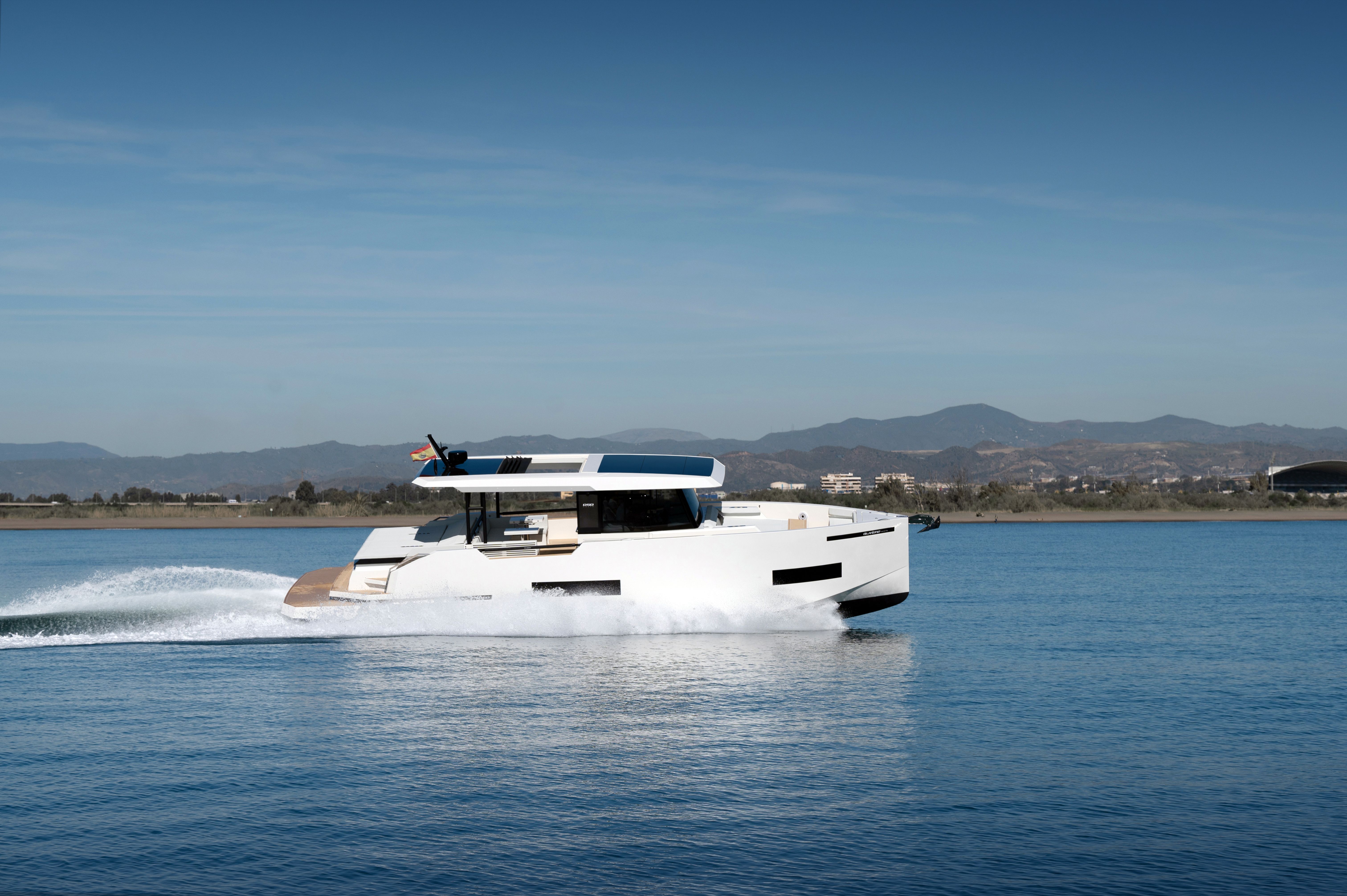 De Antonio Yachts Appoints Flow as Exclusive Distributor for Southeast Asia